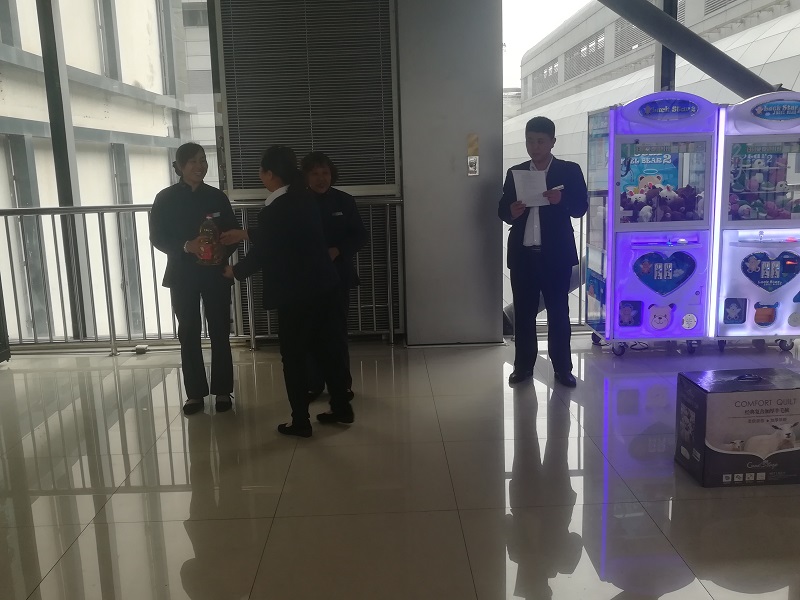 �B�T(m��n)��ȸ�Ӻ����������v��(ch��ng)�������ܴ����